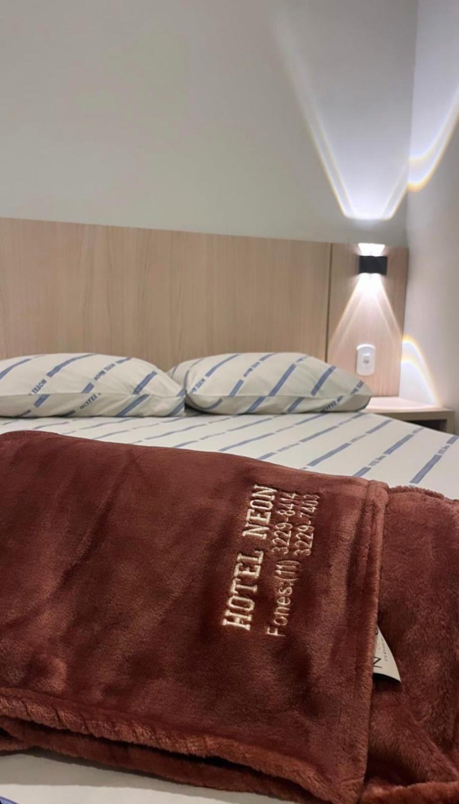 Hotel Neon - Proximo A 25 De Marco, Bom Retiro E Bras, A 2Min Do Mirante Sampa Sky E Pista De Skate Anhangabau ساو باولو المظهر الخارجي الصورة