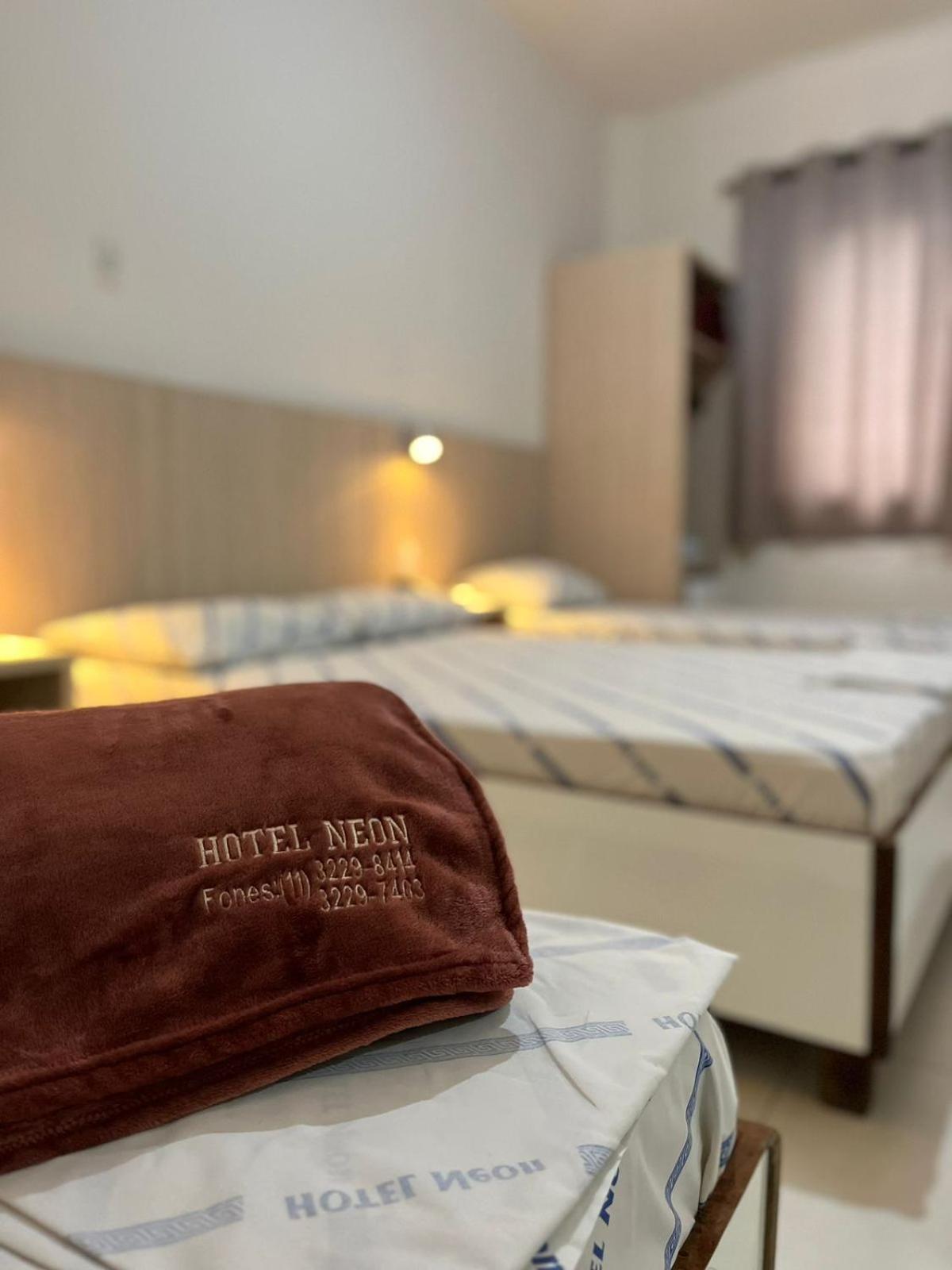 Hotel Neon - Proximo A 25 De Marco, Bom Retiro E Bras, A 2Min Do Mirante Sampa Sky E Pista De Skate Anhangabau ساو باولو المظهر الخارجي الصورة