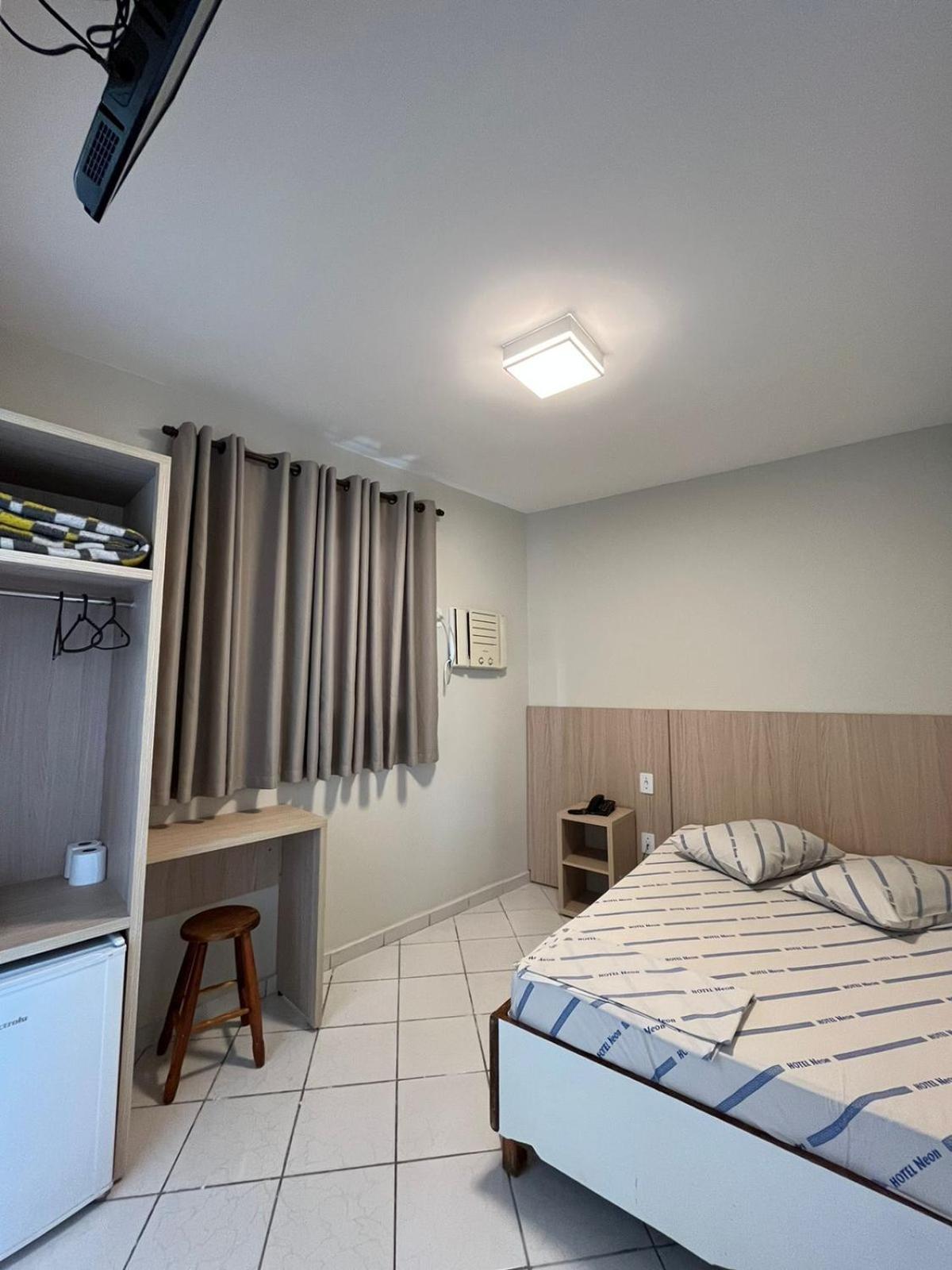 Hotel Neon - Proximo A 25 De Marco, Bom Retiro E Bras, A 2Min Do Mirante Sampa Sky E Pista De Skate Anhangabau ساو باولو المظهر الخارجي الصورة