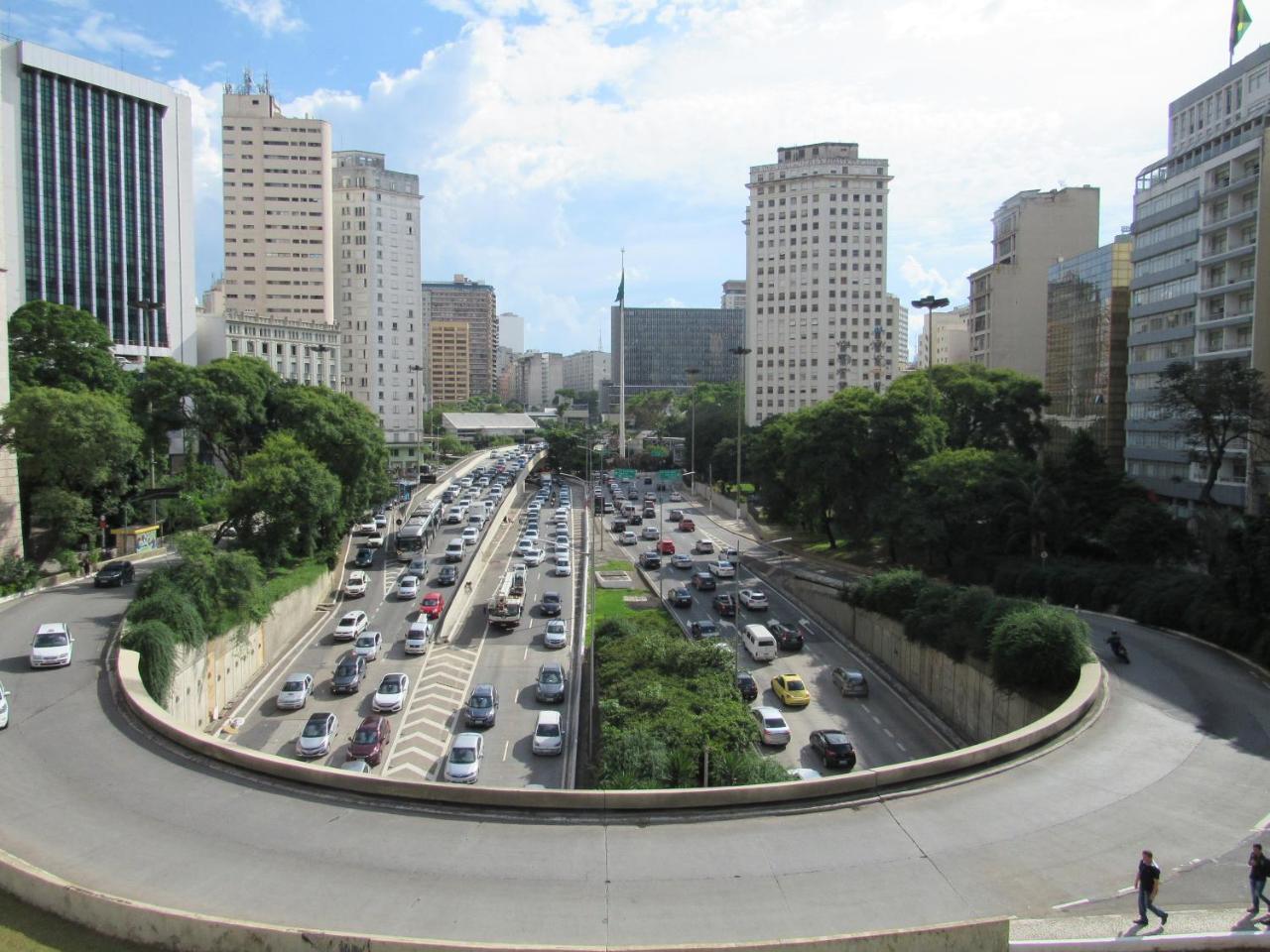 Hotel Neon - Proximo A 25 De Marco, Bom Retiro E Bras, A 2Min Do Mirante Sampa Sky E Pista De Skate Anhangabau ساو باولو المظهر الخارجي الصورة